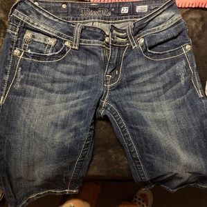 Miss Me Bermuda Shorts Angel Wing